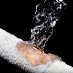 Will Alcohol Thaw Frozen Pipes