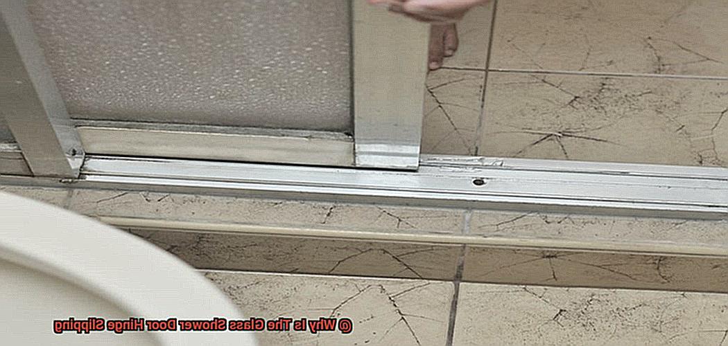 Why Is The Glass Shower Door Hinge Slipping-3